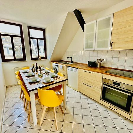 Massive Karli Loft - Over 130 Meters Floor Space - Home Theater Room - 4 Private Sleeping Areas - Best Location In Leipzig Exterior photo