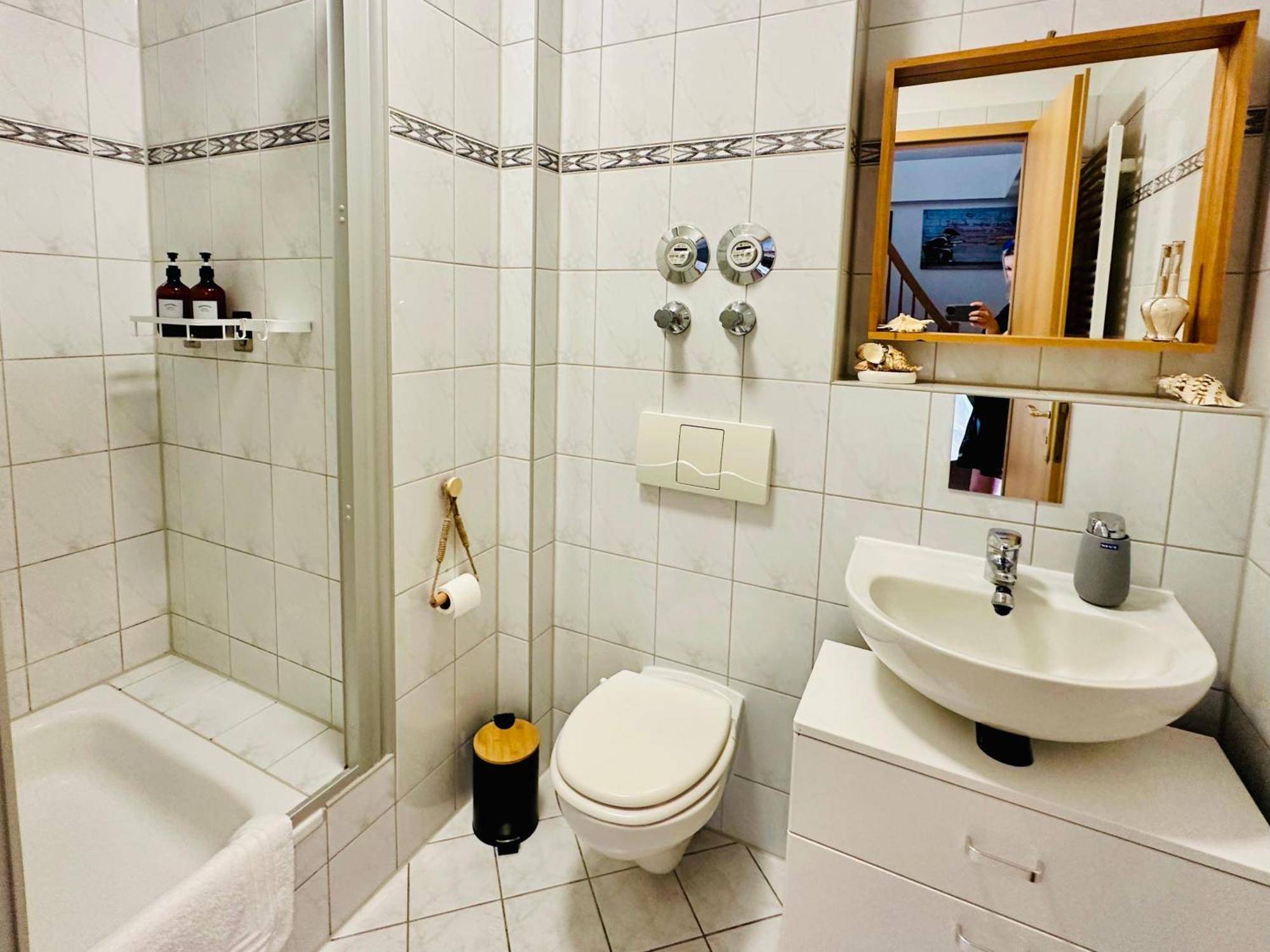 Massive Karli Loft - Over 130 Meters Floor Space - Home Theater Room - 4 Private Sleeping Areas - Best Location In Leipzig Exterior photo