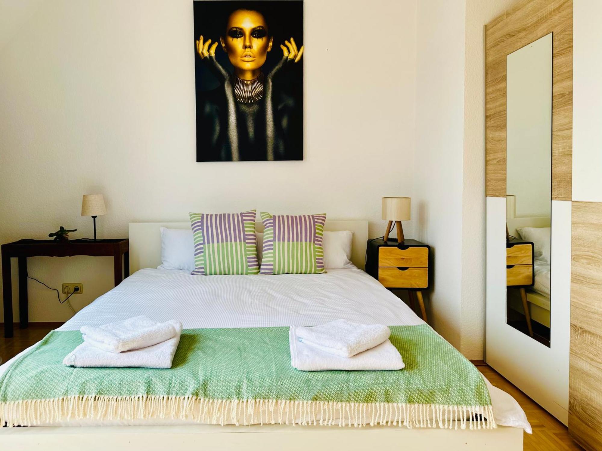 Massive Karli Loft - Over 130 Meters Floor Space - Home Theater Room - 4 Private Sleeping Areas - Best Location In Leipzig Exterior photo