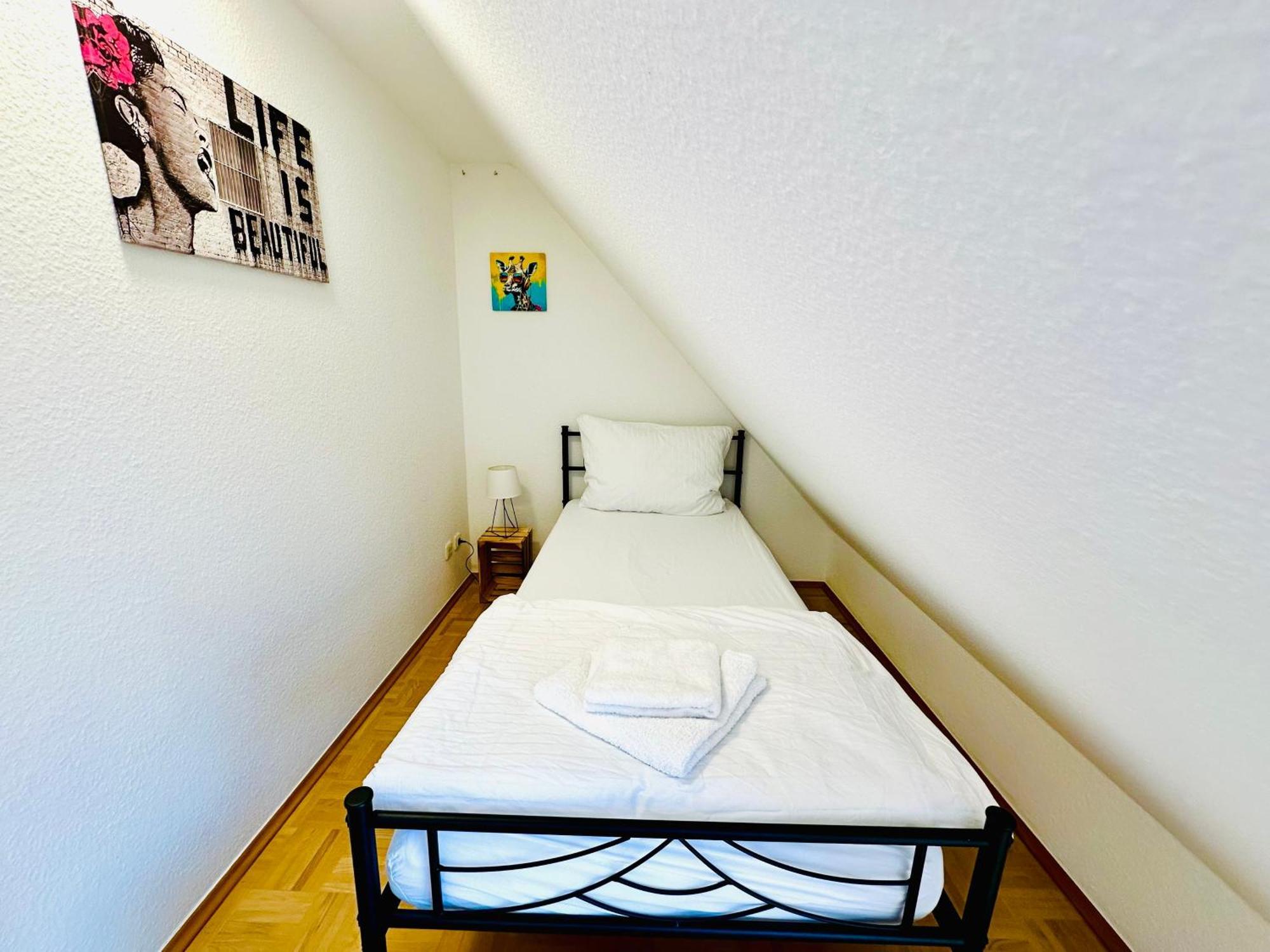 Massive Karli Loft - Over 130 Meters Floor Space - Home Theater Room - 4 Private Sleeping Areas - Best Location In Leipzig Exterior photo